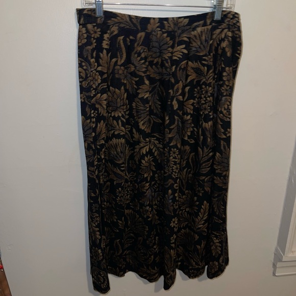 Vintage Worthington Black and Brown Floral Pleated Skirt Sz 12 Petite - Picture 1 of 6